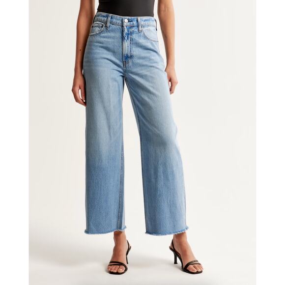 Abercrombie & Fitch Curve Love Cropped Wide Leg Jeans 30 / 10L Long Blue Raw Hem - Picture 1 of 16